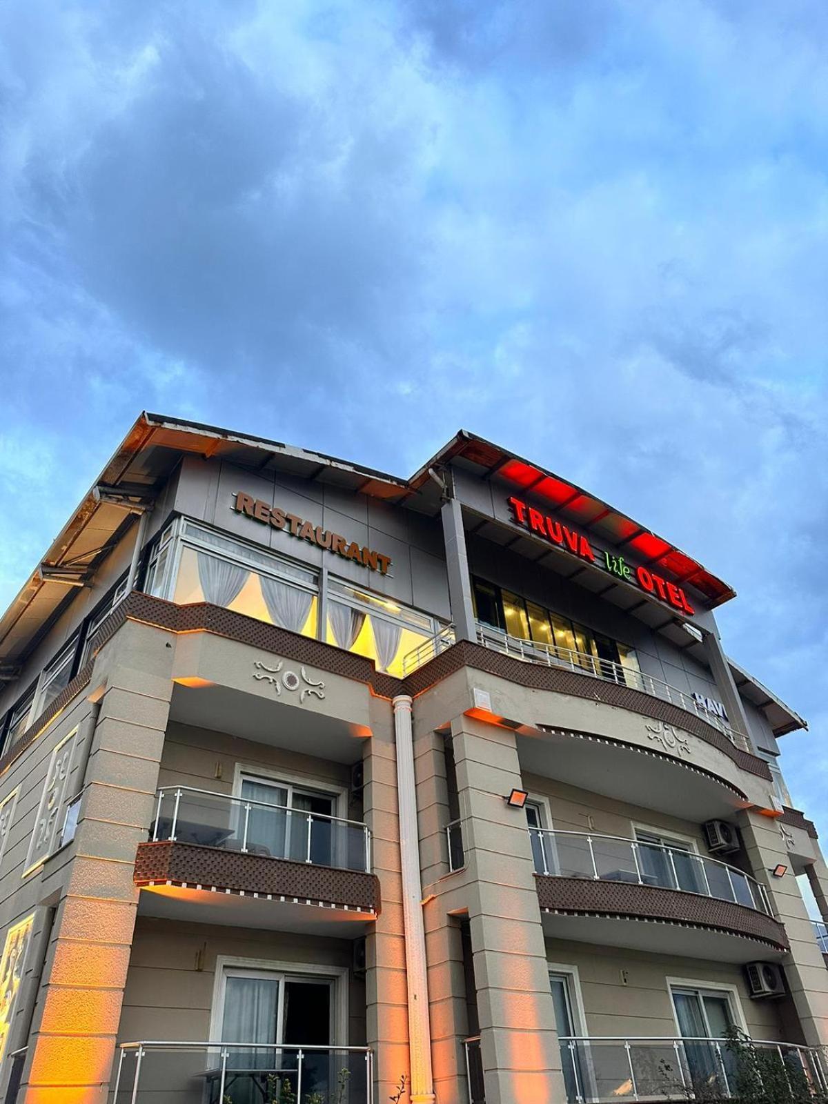 Truva Life Hotel Samandag Экстерьер фото